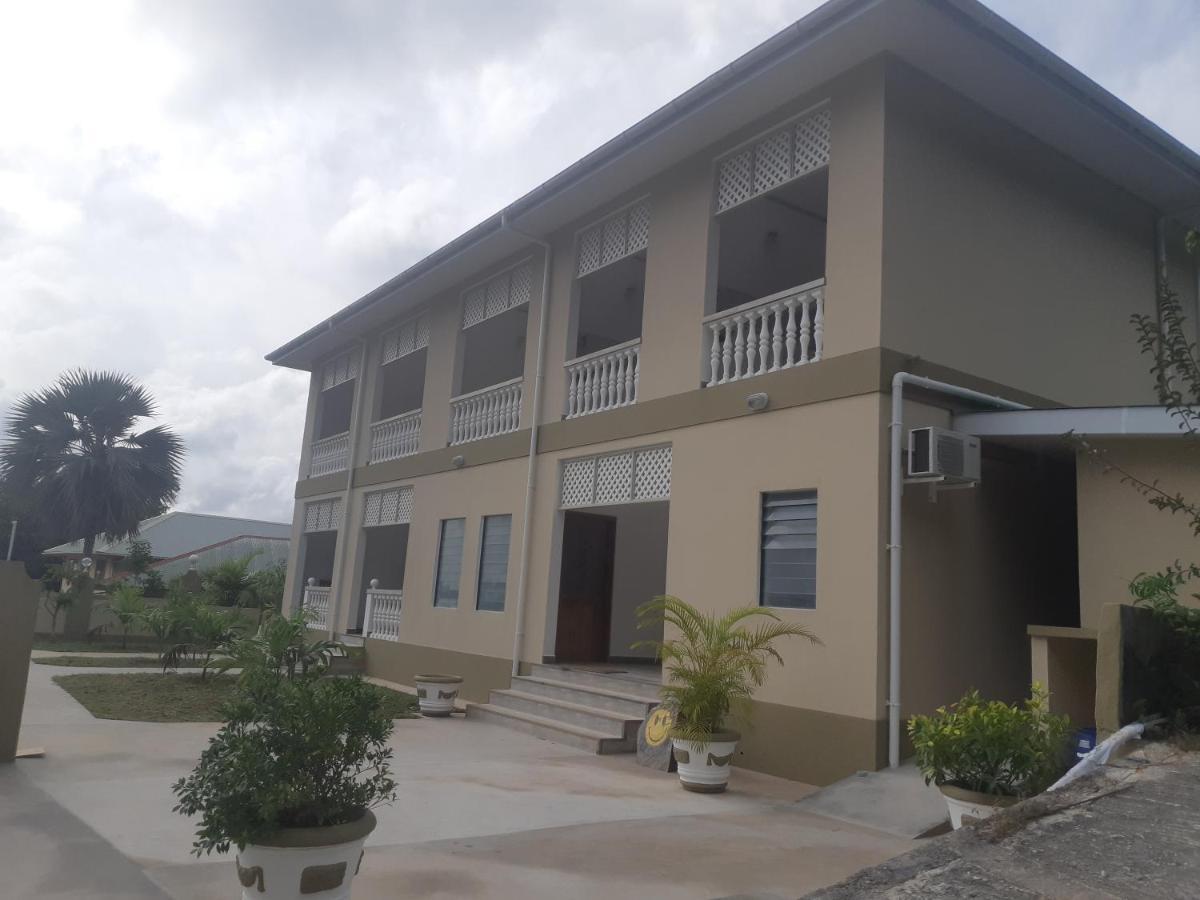 La Residence D'Almee Guesthouse Baie Sainte Anne Exterior foto